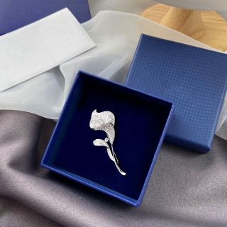 Ghim Cài Áo Hình Hoa Tulip Đính Đá Nhân Tạo Thời Trang Cho Nam Nữ