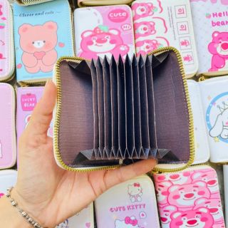 VÍ CẦM TAY GẤU DÂU NHIỀU NGĂN DỄ THƯƠNG SIÊU HOT GIAO NGẪU NHIÊN