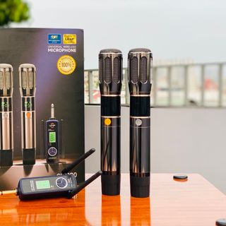 Micro Đa Năng SL980 - Micro Không Dây Chống Hú Chuyên Cho Karaoke Gia Đình Sân Khấu Thiết Kế Mới Lạ Siêu Đẹp Bắt Sóng Xa Sử Dụng Cho Tất Loại Loa Kéo, Vang, Amply, Pin Sạc