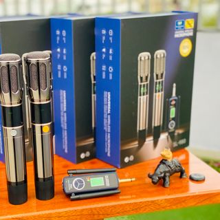 Micro Đa Năng SL980 - Micro Không Dây Chống Hú Chuyên Cho Karaoke Gia Đình Sân Khấu Thiết Kế Mới Lạ Siêu Đẹp Bắt Sóng Xa Sử Dụng Cho Tất Loại Loa Kéo, Vang, Amply, Pin Sạc