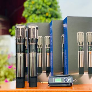 Micro Đa Năng SL980 - Micro Không Dây Chống Hú Chuyên Cho Karaoke Gia Đình Sân Khấu Thiết Kế Mới Lạ Siêu Đẹp Bắt Sóng Xa Sử Dụng Cho Tất Loại Loa Kéo, Vang, Amply, Pin Sạc