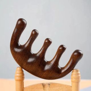 Lược Gỗ Đàn Hương Massage