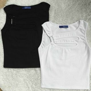 Áo kiểu Croptop khoét ngực phối khoen freesize dưới 60kg