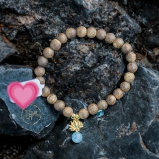 Vòng trầm hương đơn 6li mix charm cao cấp