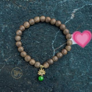 Vòng trầm hương đơn 6li mix charm cao cấp Thiên Nhiên