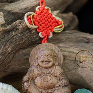 Mặt Trầm Hương treo xe Thiên Nhiên VIP