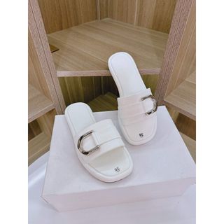 Dép lê bản khóa bạc D30
