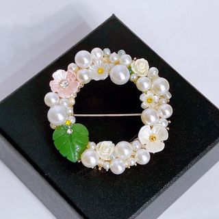 Ghim Cài Áo Vòng Nguyệt Quế Mẫu Thiết Kế Riêng Chỉ Có Tại 1985 STORE
