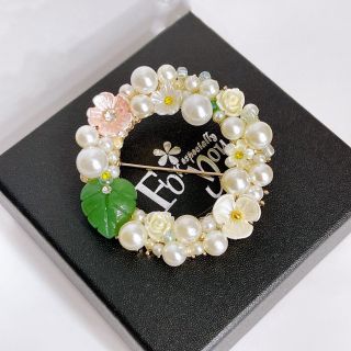 Ghim Cài Áo Vòng Nguyệt Quế Mẫu Thiết Kế Riêng Chỉ Có Tại 1985 STORE