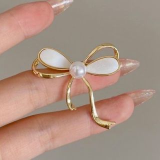 Ghim Cài Áo Hình Nơ Đính Ngọc Trai Phong Cách Hàn Quốc Dễ Phối Đồ Cho Nữ