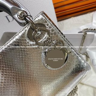𝐓𝐔́𝐈 𝐗𝐀́𝐂𝐇 Nữ Cao Cấp 𝐋𝐀𝐃𝐘 - Size: 18cm Màu Bạc