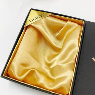 HỘP ĐỰNG BẬT LỬA HÌNH VUÔNG