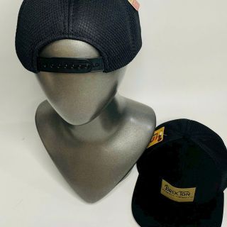 Nón lưỡi trai đủ mẫu hình chữ nhật màu đen viền trắng CQ
