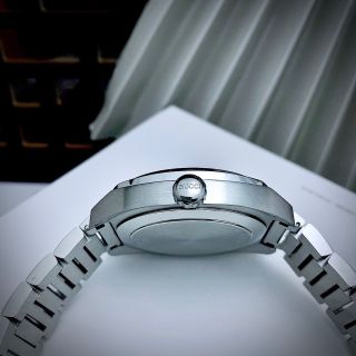 Guccicc watchh