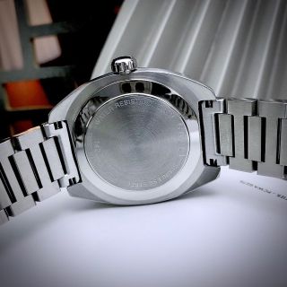 Guccicc watchh