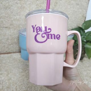 Ly Nhựa Quai Kèm Ống Hút