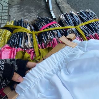 CHÂN VÁY 2 TẦNG LỤA BÓNG CHUẨN HÌNH