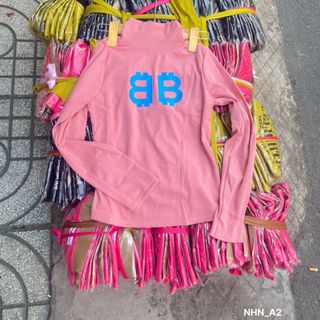 ÁO TAY DÀI CỔ LỌ IN 2 CHỮ CHẤT GÂN LỤA MỀM MỊN CO GIÃN TỐT KHÔNG XÙ