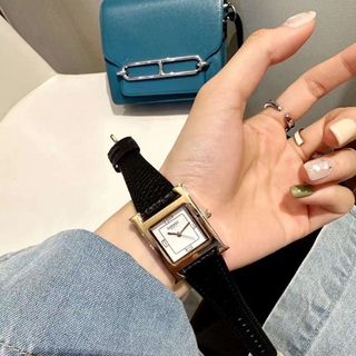 ĐỒNG HỒ DA NỮ THỜI TRANG VUÔNG TRƠN 1