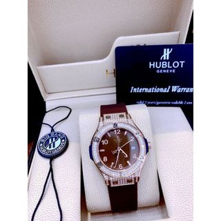 HUBLOT Diamon -Chất Lương + Giá Tốt + Sẵn Hàng Ship ngay size :34mm.Bề dày:8mm