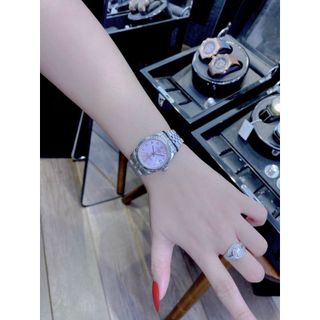 ROLEX DATEJUST - Automatic niềng Băm thép mạ PVD bền màu , kính tráng saphire máy: Automatic (cơ) Nữsize 31mm