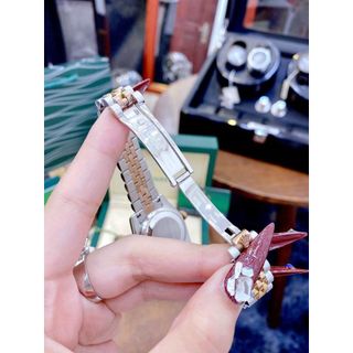 ROLEX DATEJUST - Automatic niềng hột thép mạ PVD bền màu , kính tráng saphire máy: Automatic (cơ) Nữsize 31mm