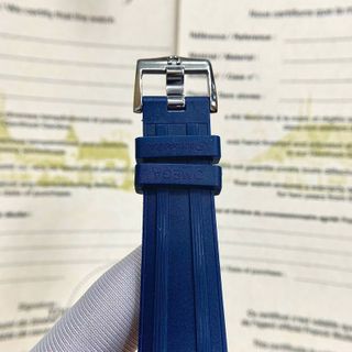 OMEGA Seamaster. Kích thước: 40mm Kính: Sapphire. Chất liệu: Thép không gỉ 904