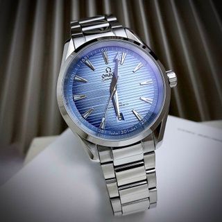 OMEGA AQUA TERRA CHRONOMETER SUMMER BLUE - automatic máy: cơ- thép không gỉ mạ PVDsize :41mm. dày:11mm fullbox