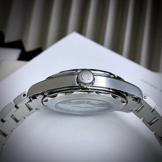 OMEGA AQUA TERRA CHRONOMETER SUMMER BLUE - automatic máy: cơ- thép không gỉ mạ PVDsize :41mm. dày:11mm fullbox