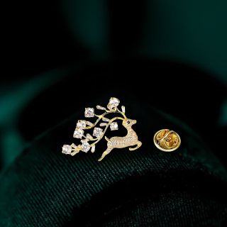 Pin cài áo nam nữ đính đá Zircon cao cấp hình Tuần Lộc, hạt đá mảnh, tán sắc hoàn hảo 2.5cm