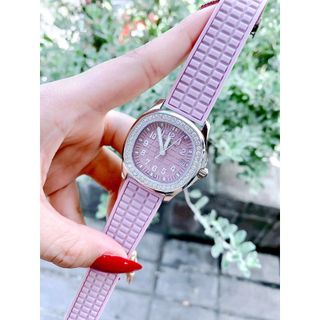 PATEK PHILIPPE NAUTILUS - màu Ruốc và màu Light Blue hot hit về số lượng có hạn size:35mm. Bề dày 8mm
