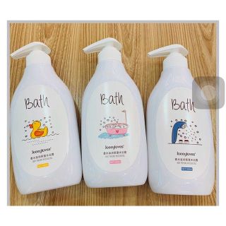 Sữa tắm Trắng Da Bath And Body Work vịt vàng 300ML