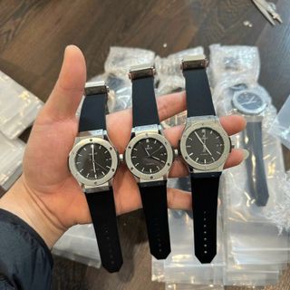fullbox-HUBLOT Cơ Trơn Về Đủ Màu Đủ Size Nam Nữ 34/38/42mm Mời Ae - Sẵn Hàng Sỉ IB Giá Tốt -Thay dây theo yêu cầu củaace