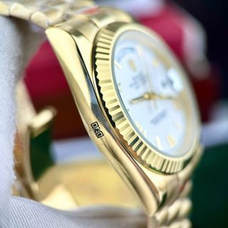 Rolex day-date nhà máy AAA Size 40mm Kính saphire nguyên khối Thép 904L Logo góc 6h sắc nét Mời anh em lên đơnk