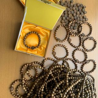 Vòng Tay Trầm Hương Tốc Vườn Mix Sen