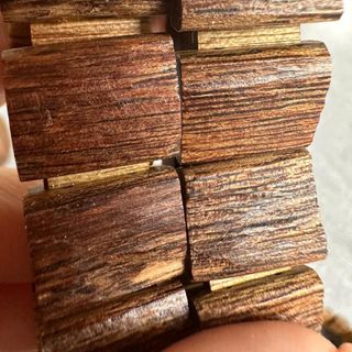 Lách bì trầm hương dầu đặc