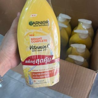 Sữa dưỡng thể body trắng da Garnier Thái Lan
