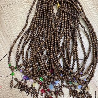 Vòng tay trầm hương 108 hạt mix charm
