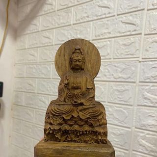 Tượng trầm hương tốc vườn để xe ô tô