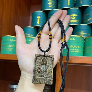 Mặt dây chuyền trầm hương có kèm dây đeo
