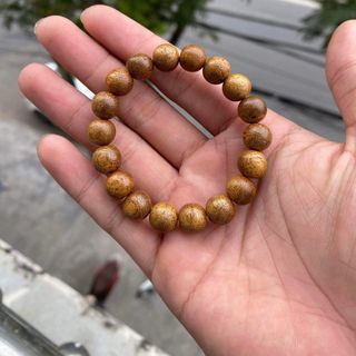 Vòng tay trầm hương hạt tròn đơn