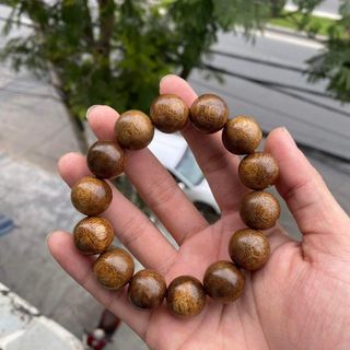 Vòng tay trầm hương hạt tròn đơn