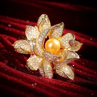 Ghim Trâm Cài Áo Hình Hoa Sen Đính Ngọc Trai Nhân Tạo Sang Trọng Cao Cấp 4.5cm Dành Cho Nữ