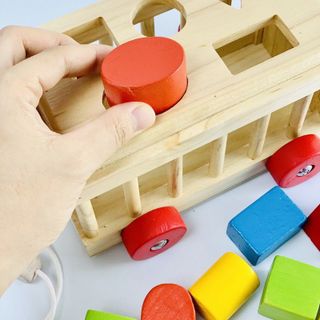 Đồ chơi gỗ xe thả khối cho bé