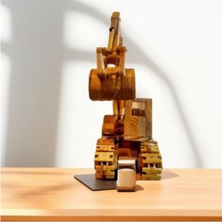 Mô hình làm bằng gỗ máy xúc Komatsu
