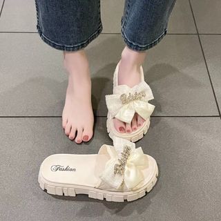 DÉP SANDAL ĐẾ DÀY ĐÍNH NƠ THỜI TRANG MÙA HÈ CHO NỮ