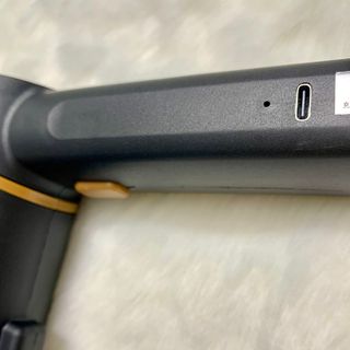 Máy hút bụi ô tô cầm tay không dây pin sạc XC-209