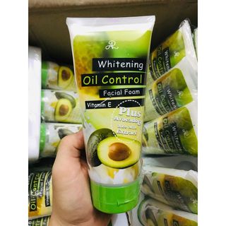 Sữa rửa mặt tinh chất Bơ Thái Lan Giúp dưỡng ẩm cho da