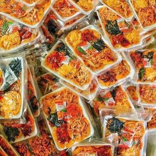 Cơm cháy lục vị