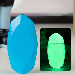 Quẹt Điện Plasma Dạ Quang Chắn Gió Thiết Kế Sang Trọng, Công Nghệ Cảm Ứng Hiện Đại